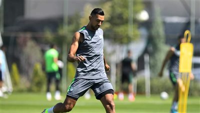 كوكا يخوض مرانه الأول مع كونيا سبور التركي | صور