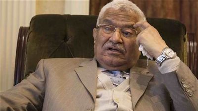 لا يحب الإخوان وهذا رأيه في عبد الناصر.. الجانب السياسي لرجل الأعمال الراحل محمود العربي 