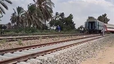 تفاصيل حادث خروج إحدى عربات قطار بورسعيد الإسكندرية عن القضبان