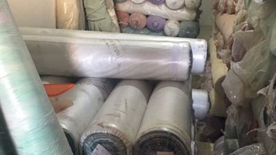 القبض على صاحب مخزن أقمشة دون ترخيص بالقاهرة