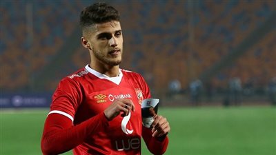 تألق في المقاصة وغاب مع بيراميدز.. هل يستعيد أحمد الشيخ بريقه رفقة المصري؟