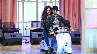 على طريقة الشيكالاستيك.. كيف تعرف حسن أبو الروس على زوجته؟