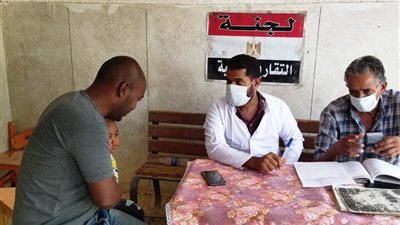 توقيع الكشف الطبي المجاني على 2254 مواطنًا بقريتي بهريف والنزل بأسوان  