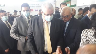 وزير الزراعة يفتتح معرض صحارى الدولي في دورته الـ33