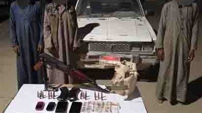 بلغت 40 طنا.. ضبط عصابة سرقة خطوط المواد البترولية بالسويس