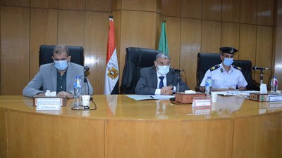 محافظ المنيا يبحث تنفيذ الموجة 18 لإزالة التعديات على أملاك الدولة