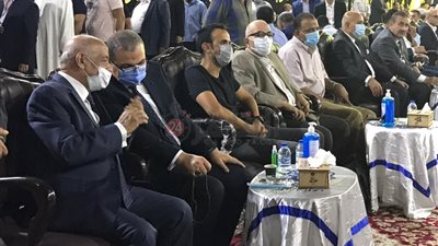 محافظ بورسعيد وعدد من أعضاء مجلس النواب بالقليوبية يشاركون بعزاء الحاج محمود العربي 