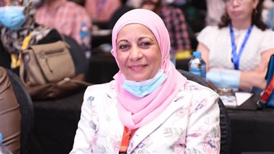 أستاذة المخ والأعصاب ناجية فهمي: زواج الأقارب وراء زيادة حالات الضمور العضلي في مصر │حوار