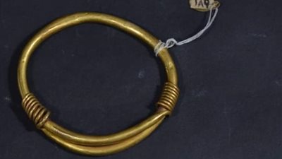 به قوة سحرية.. متحف آثار الأقصر يبرز صناعة الحلي في مصر القديمة | صور 