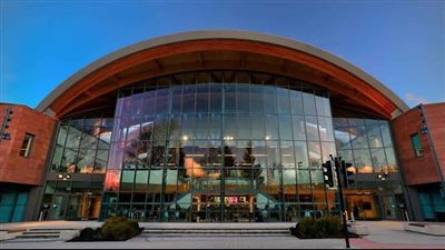 منحة البكالوريوس في جامعة وارويك ببريطانيا