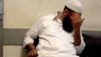 والدة الطفلة جنة عن هتك عرض ابتنها من محفظ قرآن: البنت لا تنام الليل