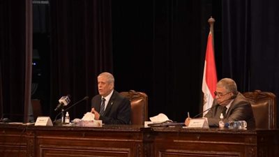 محاضرة عن مخاطر الحرب النفسية وكيفية مواجهتها ضمن معسكر قادة المستقبل بجامعة القاهرة