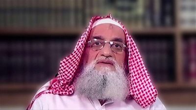 بين مناورة القاعدة وأنباء الوفاة.. ماذا وراء خطاب أيمن الظواهري؟