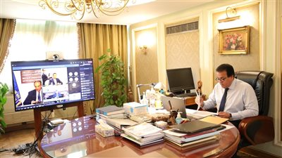 وزيرا التعليم العالي والاتصالات يشهدان توقيع بروتوكول تعاون لتنفيذ مشاريع بحثية بتقنيات عالية