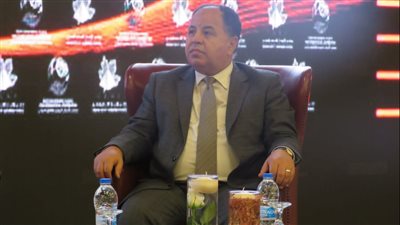 وزيرا الصناعة والمالية يناقشان إجراءات تسهيل الاستثمار الصناعي 