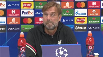 كلوب: مباراة ليفربول وميلان صعبة.. ومحمد صلاح يمكنه اللعب حتى نهاية الثلاثينيات