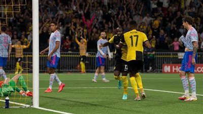 مانشستر يونايتد يسقط في فخ الهزيمة أمام يانج بويز بـ دوري أبطال أوروبا