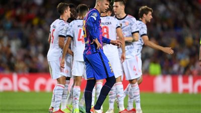 نجم برشلونة: خسارتنا أمام بايرن ميونخ غير عادلة.. وهدف ليفاندوفسكي صدفة