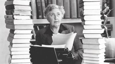 أهم المعلومات حول أجاثا كريستي في ذكرى ميلادها