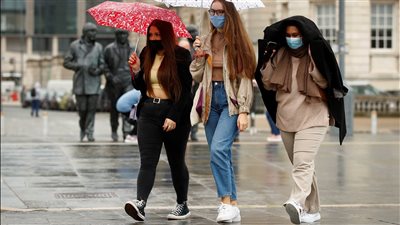 المملكة المتحدة تسجل 122 حالة وفاة جديدة بفيروس كورونا 