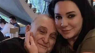 وفاة والد الفنانة السورية سلاف فواخرجي