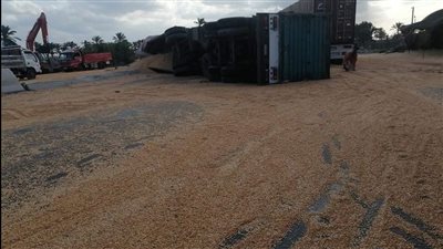 مصرع طفل في تصادم سيارة وموتوسيكل بكفر الشيخ | صور 