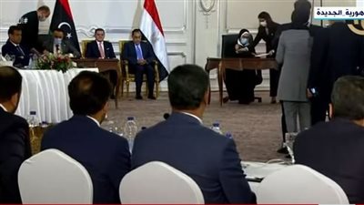 وزيرة التجارة توقع اتفاقيتين لتعزيز التعاون الصناعي مع ليبيا