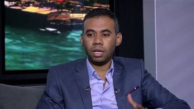 رئيس تحرير القاهرة 24: ثورة 25 يناير فريدة من نوعها.. والجيش حمى التجربة 