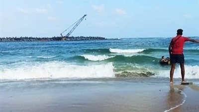 لارتفاع الأمواج.. السياحة والمصايف تحدد 6 شواطئ بالإسكندرية آمنة للمصيفين اليوم