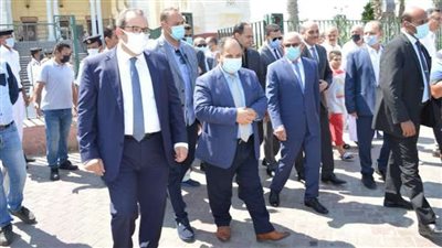 وزيرا المالية والتجارة يفتتحان معرض صنع في بورسعيد