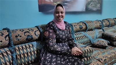  أصغر طفلة تُترجم القرآن والتواشيح: أحلم بالعالمية ولقاء السيسي | صور وفيديو