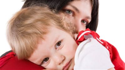  ماذا تفعل حال التعرض لسؤال محرج من طفلك؟.. خبيرة تربية تجيب