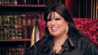 السيرة.. تعرف على قصة حب فيفي عبده وشاب هندي وسبب فشلها | فيديو