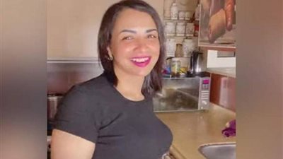 فتاة كائن الهوهوز تنفي اتهامها بالتحريض على الفسق والفجور