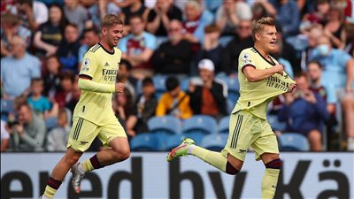 أرسنال يحقق فوزًا صعبًا على بيرنلي في الدوري الإنجليزي الممتاز