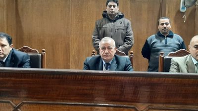 محاكمة 4 أشقاء متهمين بحيازة أسلحة واستعراض قوة بمدينة نصر