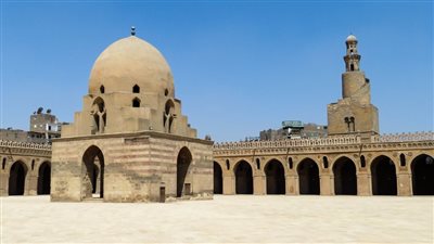 بيت المعمار يناقش العمارة في جامع أحمد بن طولون الأحد