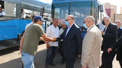 محافظ القاهرة يطالب الجمعيات الأهلية بالنزول لمدينة معًا