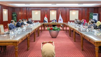 وزيرة الصحة تعقد جلسة نقاشية مع أطباء الزمالة المصرية بمختلف المراحل والتخصصات