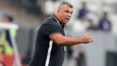 النصر السعودي يتفاوض مع كوزمين أولاريو لتولي قيادة الفريق 