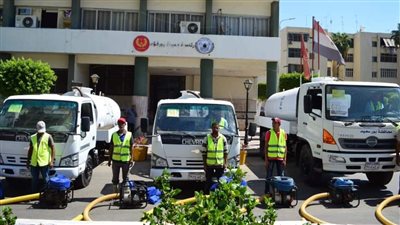 بيان عملي لاصطفاف سيارات كسح مياه الأمطار لإعلان جاهزية مدينة بور فؤاد لموسم الشتاء| صور