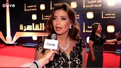منال سلامة عن استخدام تيك توك لدخول مجال التمثيل: أنا ضد الخلط.. وبنتي أميرة درست عشان تمثل