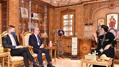 البابا تواضروس الثاني يستقبل سفيرين وقنصلين بـ المقر البابوي 