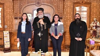  البابا تواضروس يستقبل السفير الكندي بمصر والسفيرة هايدي سري 