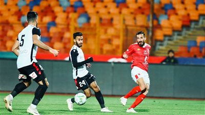 محمد عباس حكمًا لمباراة الأهلي وطلائع الجيش في الدوري 