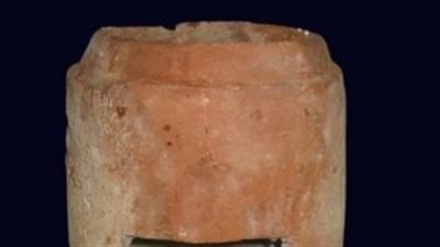 متحف الآثار بمكتبة الإسكندرية يعرض موقد لطهي الطعام