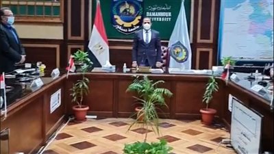 دقيقة حدادا على روح المشير طنطاوي بمجلس جامعة دمنهور |صور