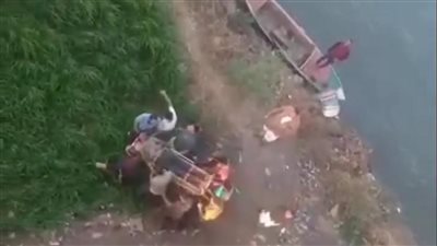  إنقاذ شاب حاول الانتحار من أعلى كوبري بالدقهلية | صور