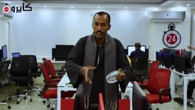 صاحب جملة الطفاية دي يكشف تفاصيل عمله كومبارس: أريد إظهار موهبتي في الشعر