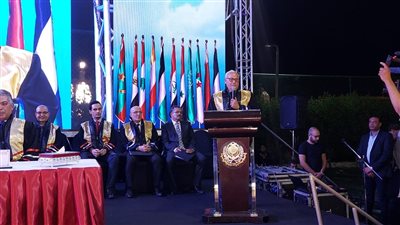 محافظ بورسعيد يشهد حفل تخرج طلاب الأكاديمية العربية للعلوم والتكنولوجيا | صور 